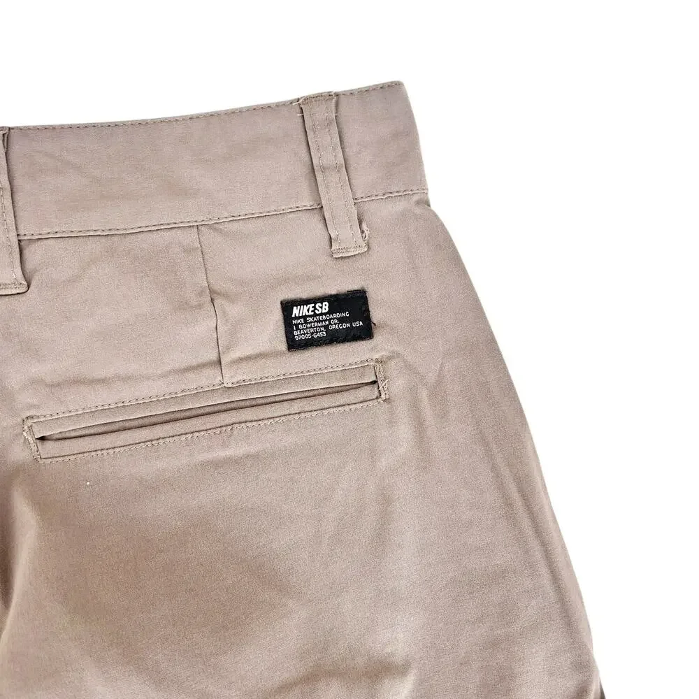 Nike SB Tan Flat Front Shorts Sz 28